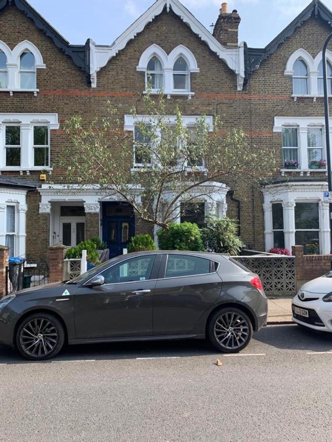 Bed and Breakfast Victoria Dwellings London Exterior foto